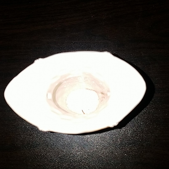 3-D Basket Weave Fruit Vase Urn 2 Handles Vintage? - Picture 3 of 4